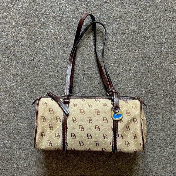 Vintage Dooney & Bourke Canvas Barrel Duffle Roll Shoulder Bag Signature DB Logo - Picture 1 of 16